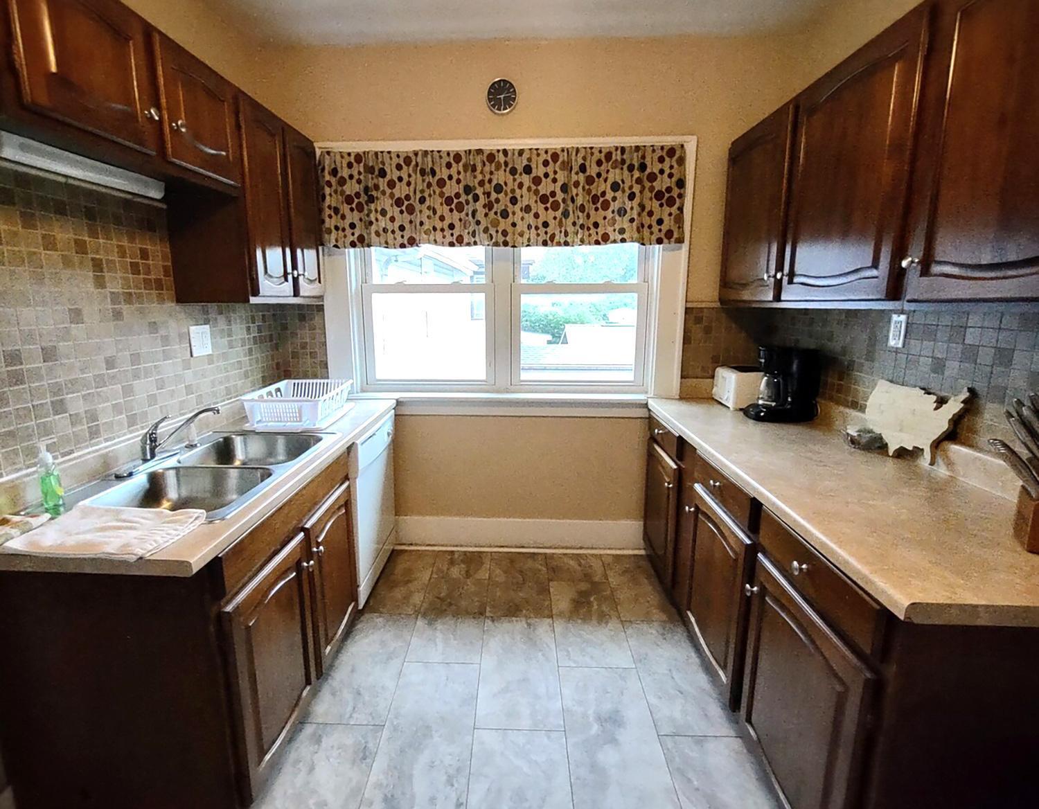 Spacious Frontier Park Apartment Эри Экстерьер фото